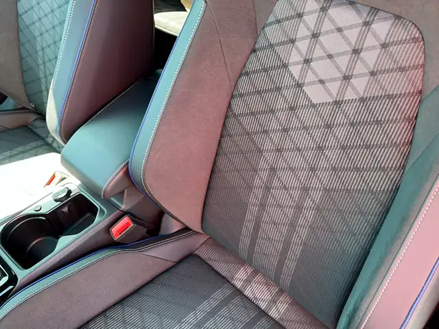 Volkswagen Golf view 8