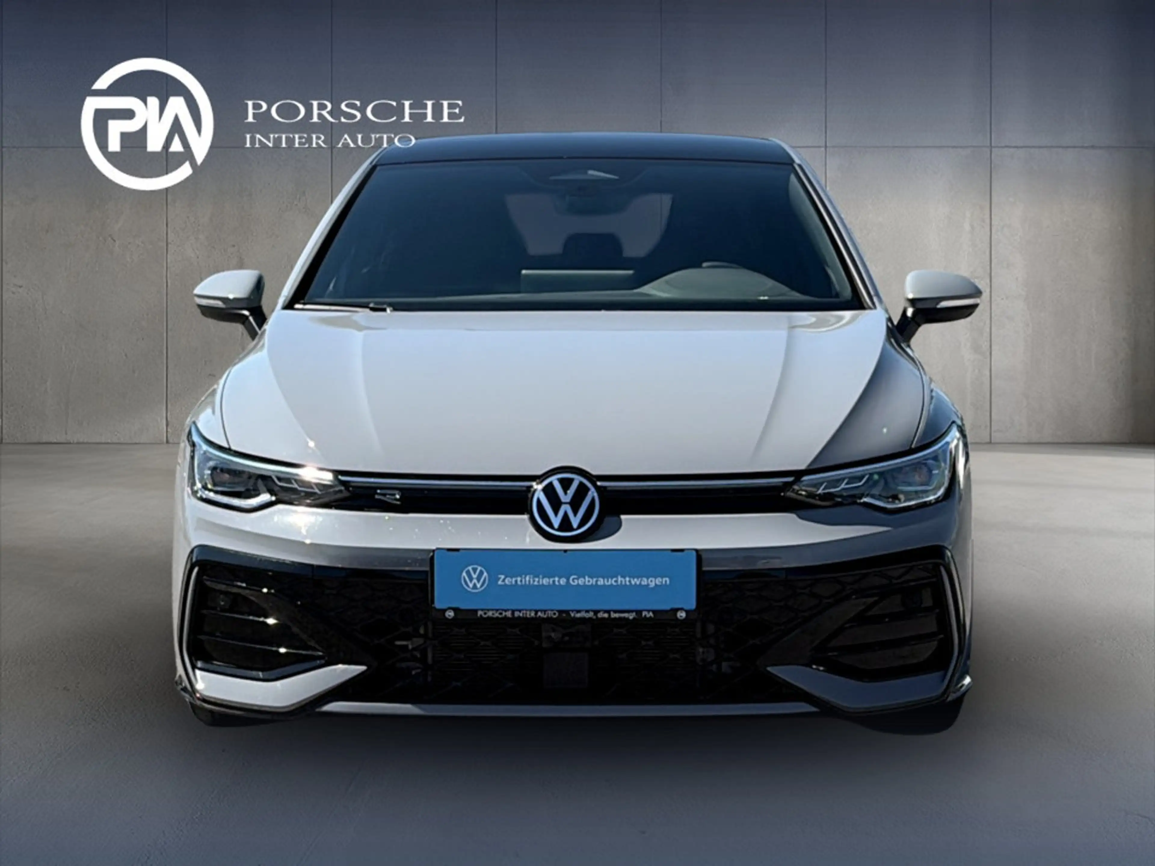 Volkswagen Golf R R-Line mHEV TSI DSG — photo 2