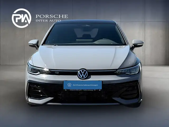 Volkswagen Golf view 2
