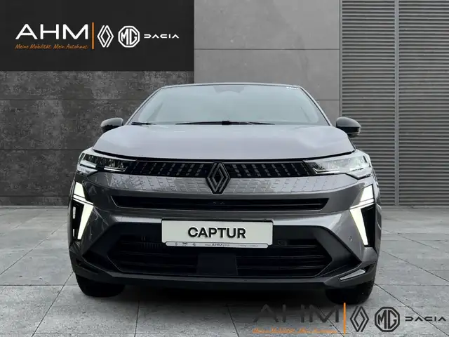 Renault Captur view 3