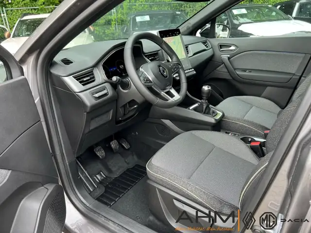 Renault Captur view 10