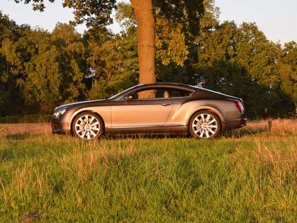 Bentley Continental Continental GT V8 – Granite Met. 99.653km 2012