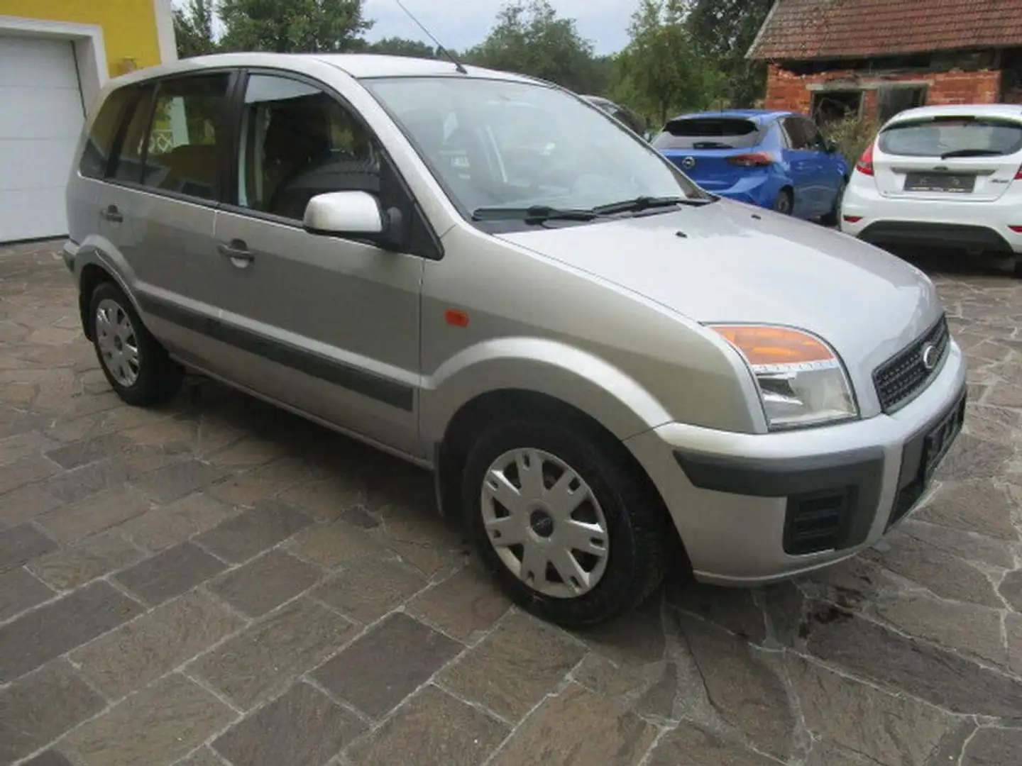 Ford Fusion Black Magic Silber - 2