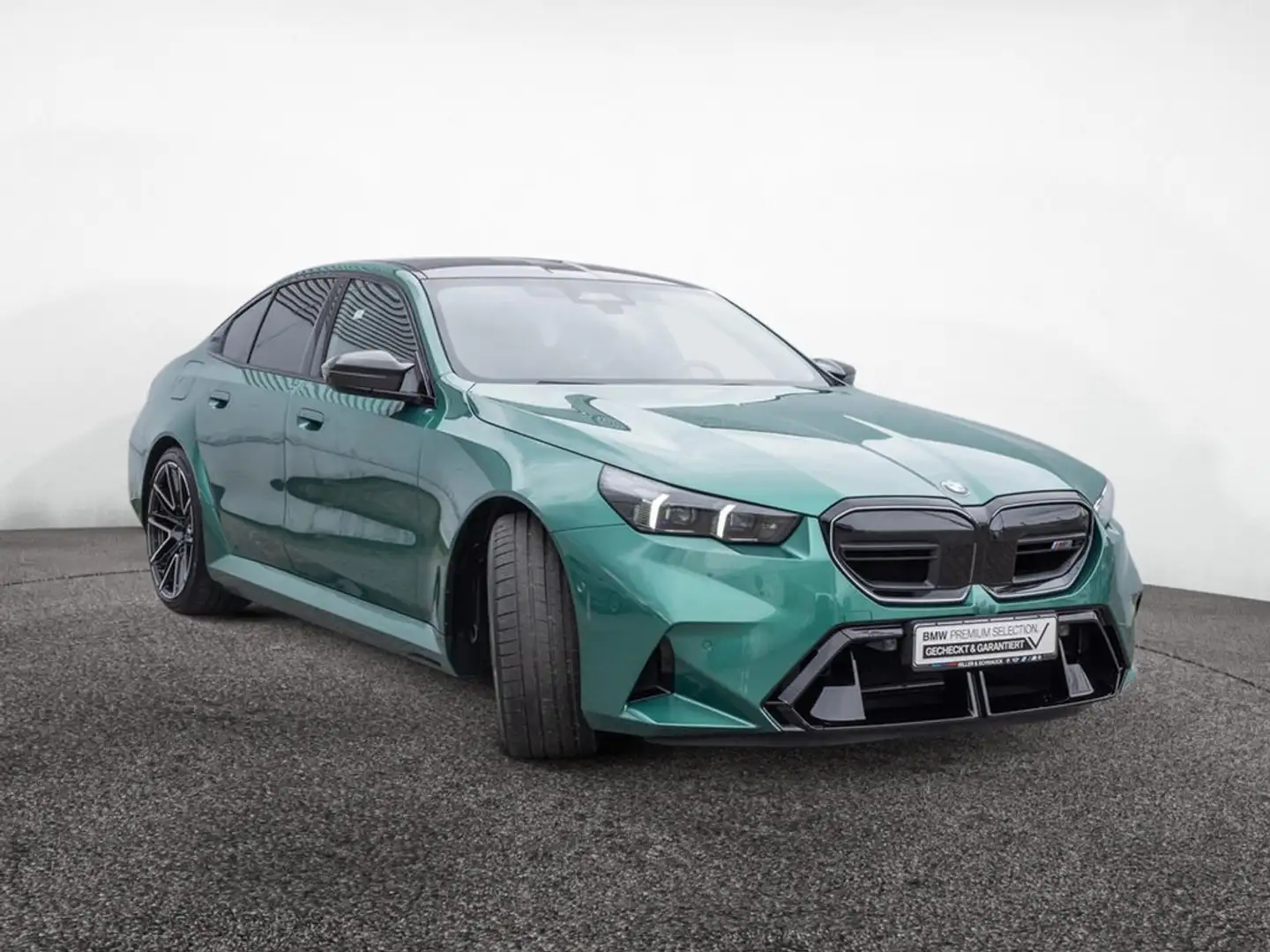 BMW M5 xDrive AHK+B&W+CARBON+V-MAX Verde - 2