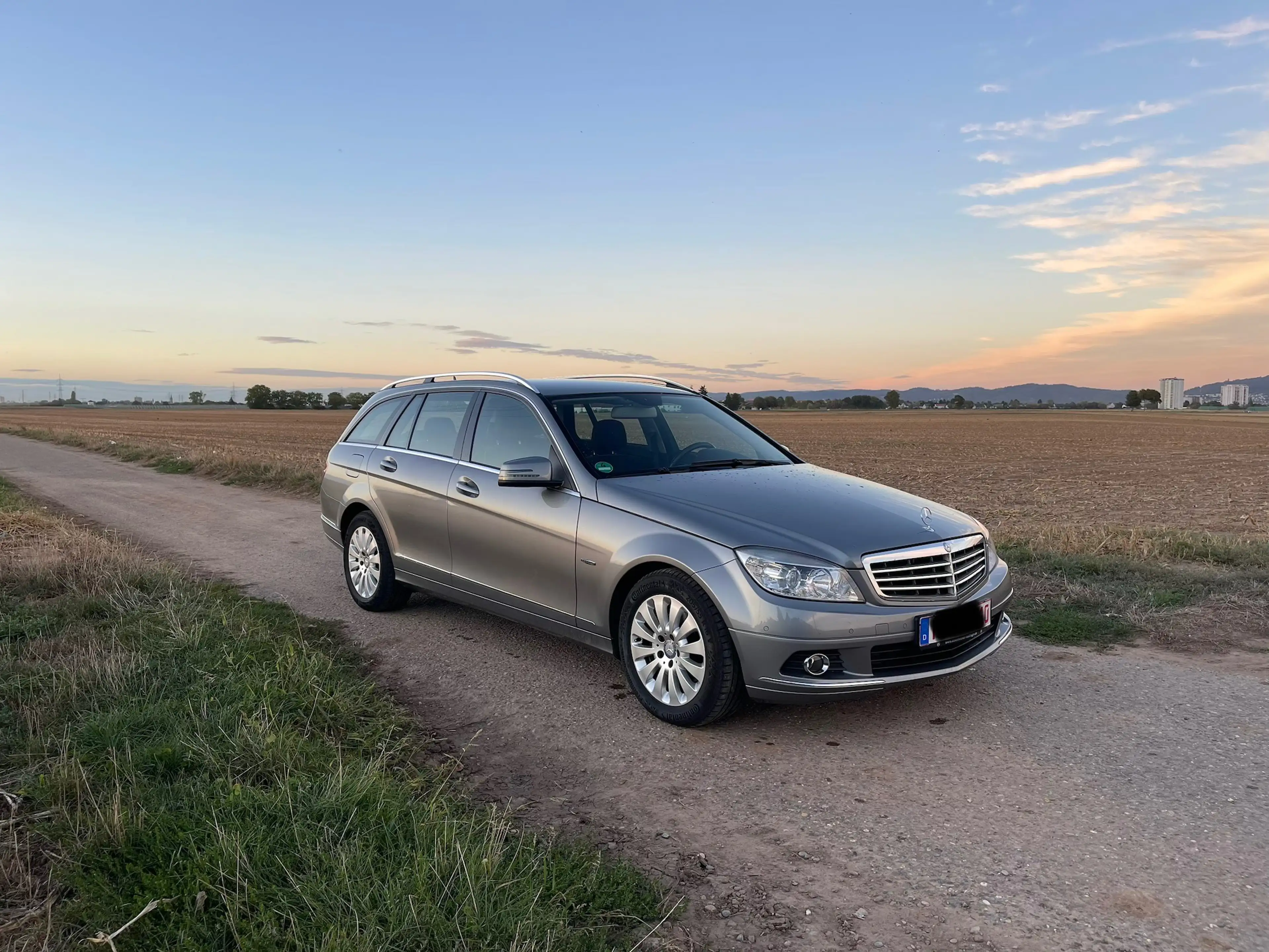 Mercedes-Benz C 220 C 220 T CDI DPF BlueEFFICIENCY Elegance