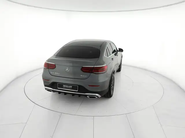 Mercedes-Benz GLC view 6