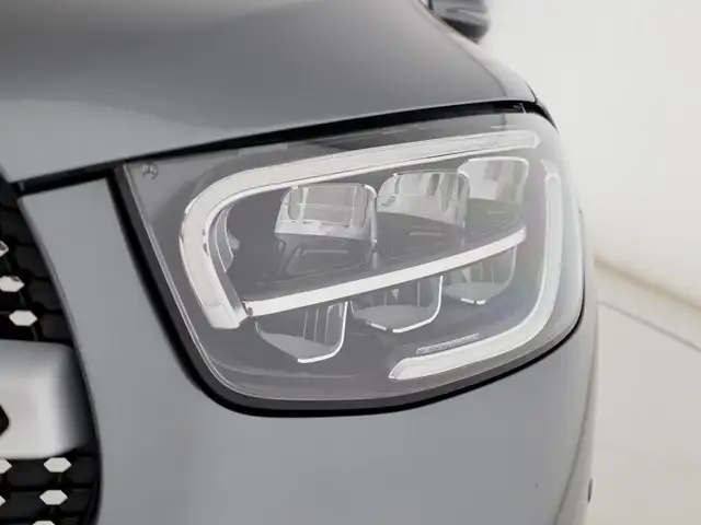 Mercedes-Benz GLC view 8