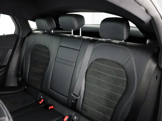 Mercedes-Benz GLC view 11