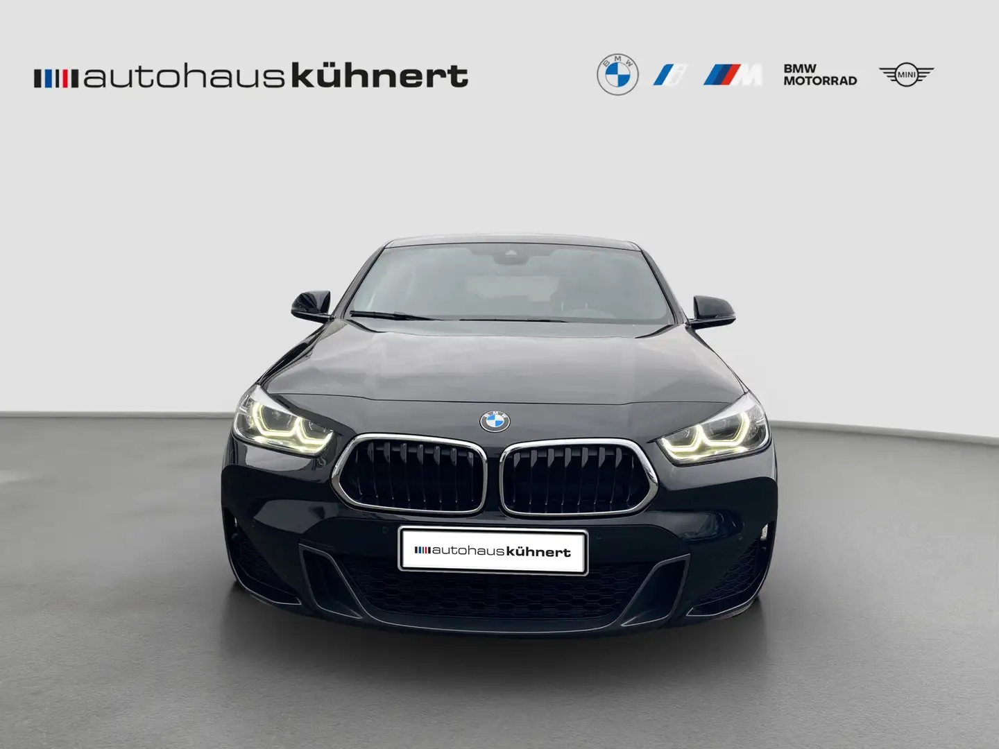 BMW X2 xDrive18d ///M-Sport LED HiFi 1.Hand ParkA. Schwarz - 2