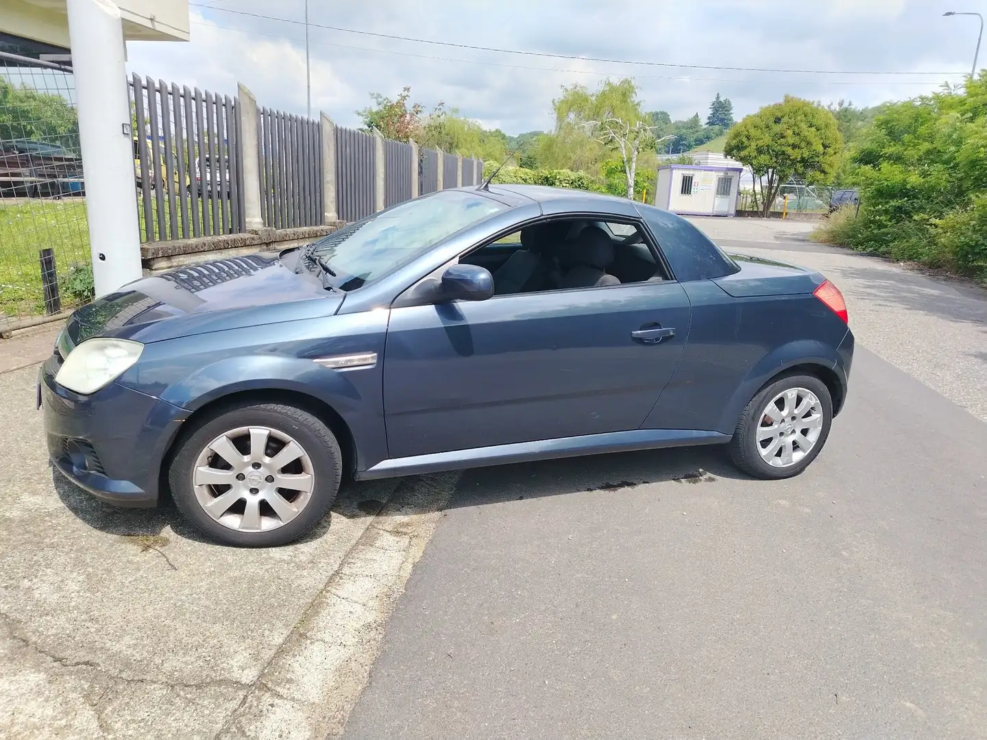 Opel Tigra Tigra Twintop 1.4 Enjoy tetto non funzionante Bleu - 2