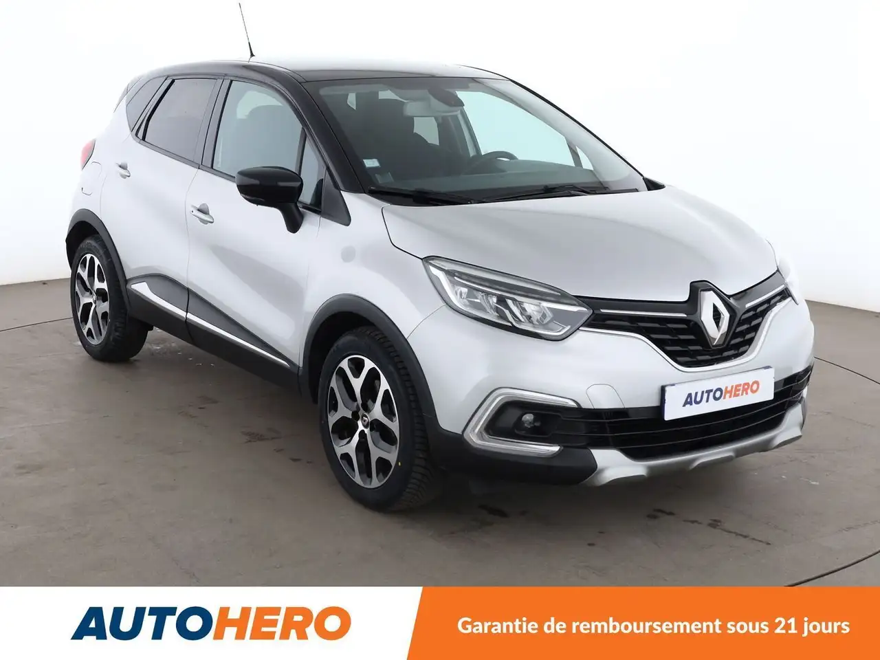 Renault Captur — photo 8