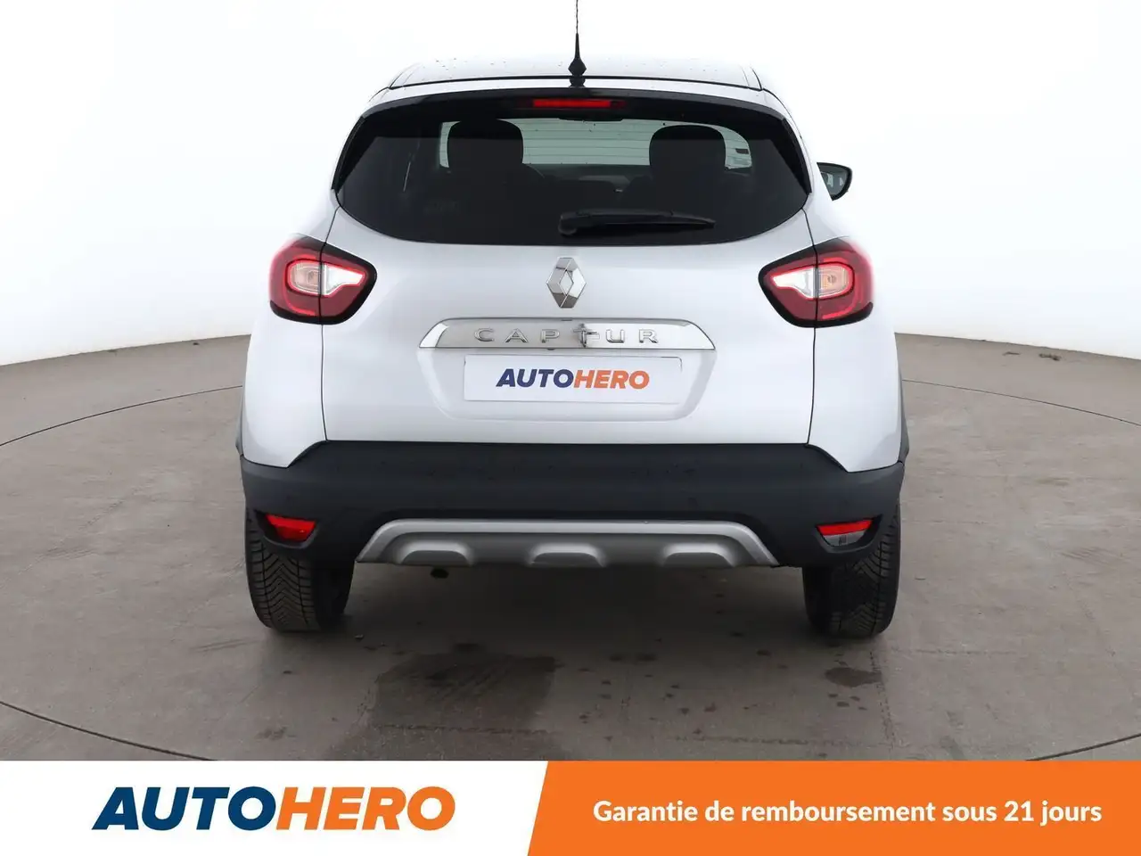 Renault Captur — photo 5
