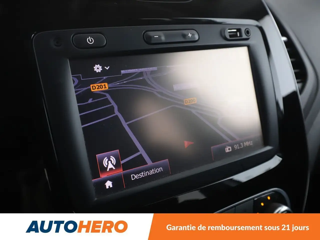 Renault Captur — photo 24