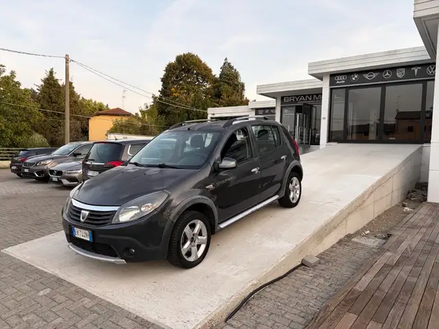 2011 Dacia Duster in Grey for sale