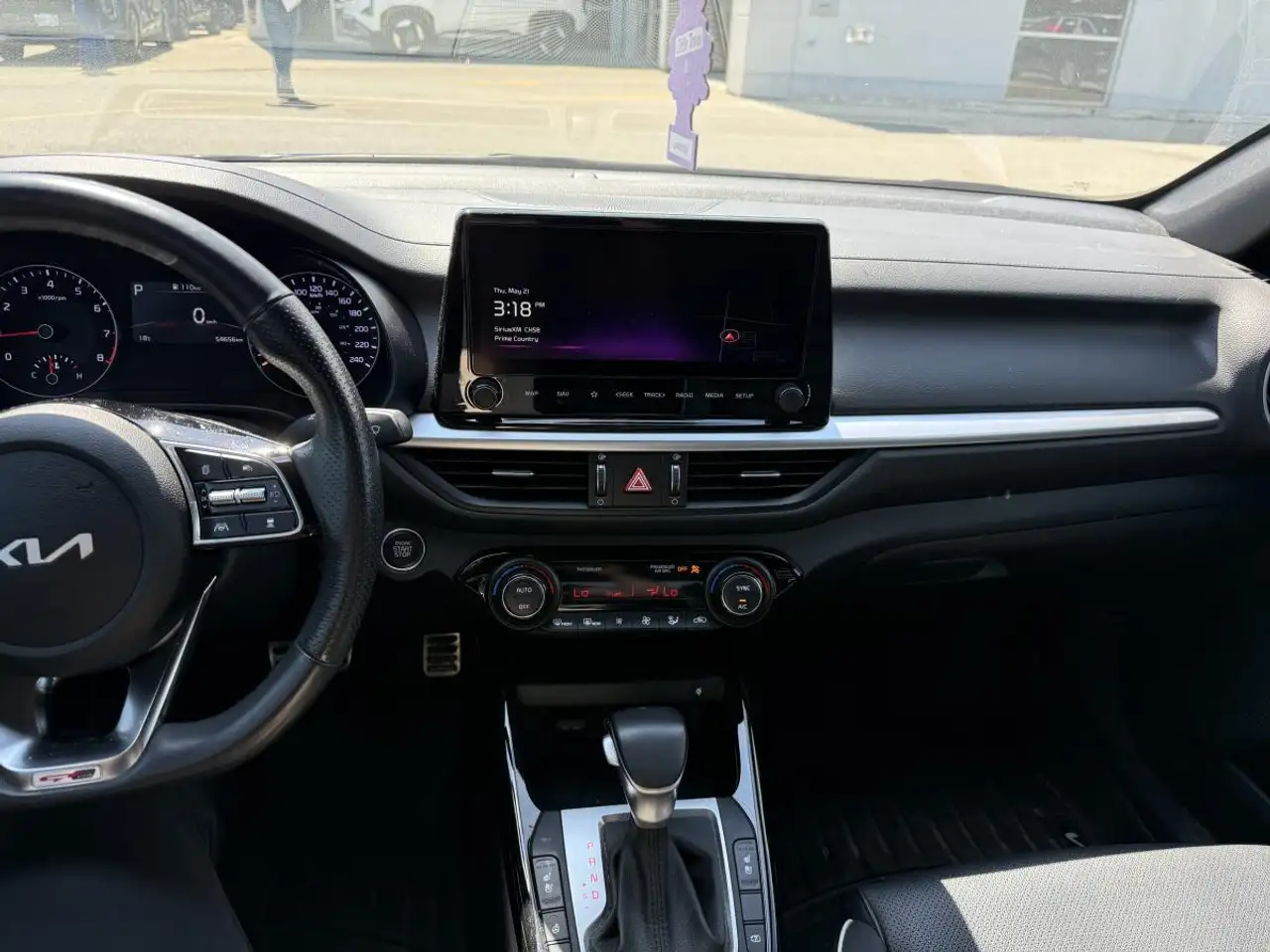 Kia Forte снимка Kia Forte