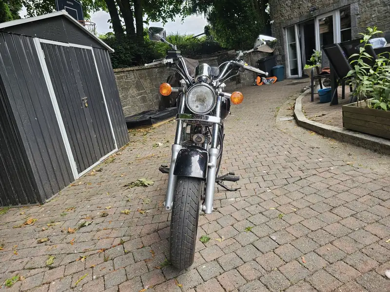 Suzuki Intruder M - foto 2
