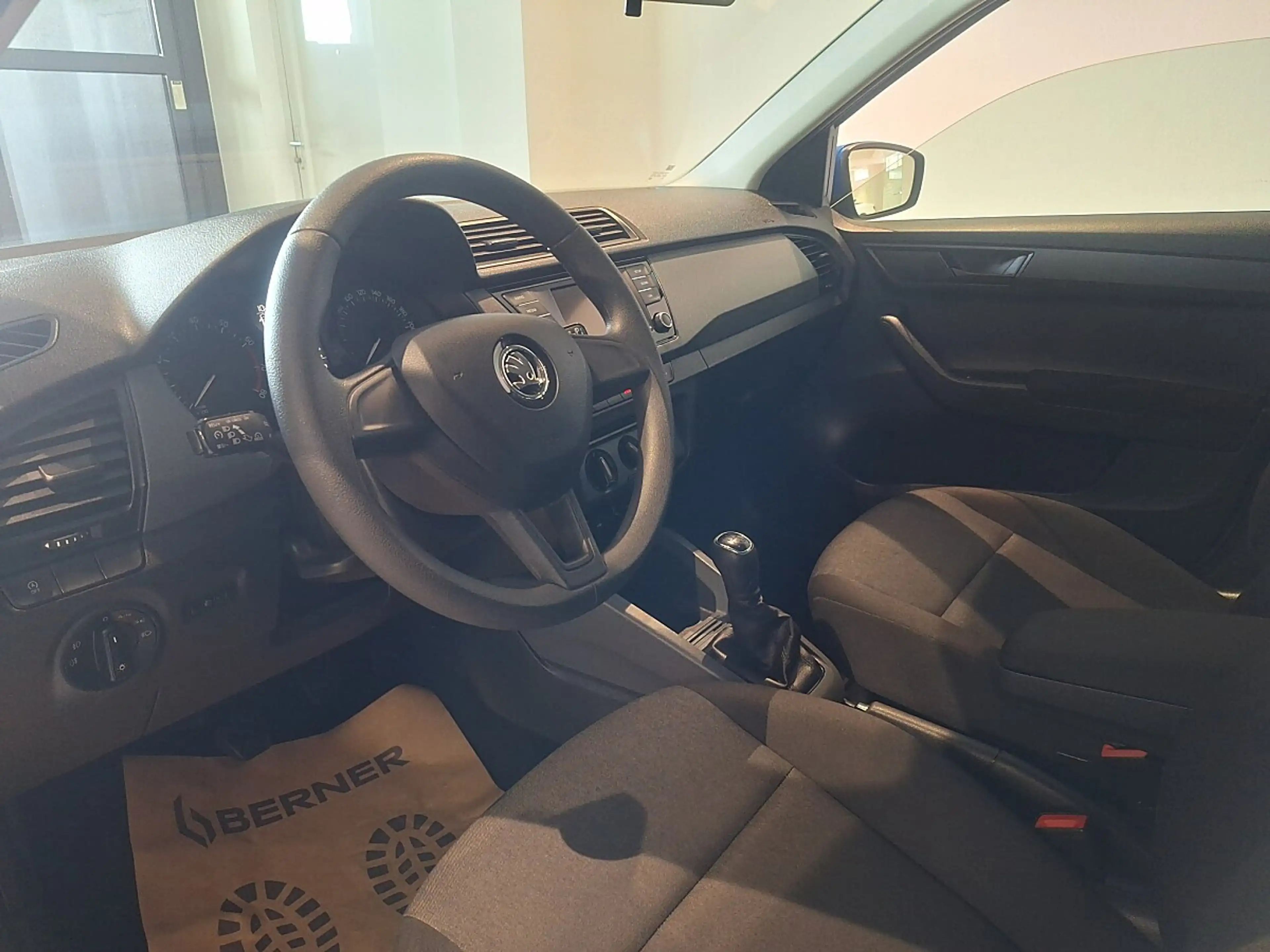 Skoda Fabia Combi 25 1,0 — photo 11