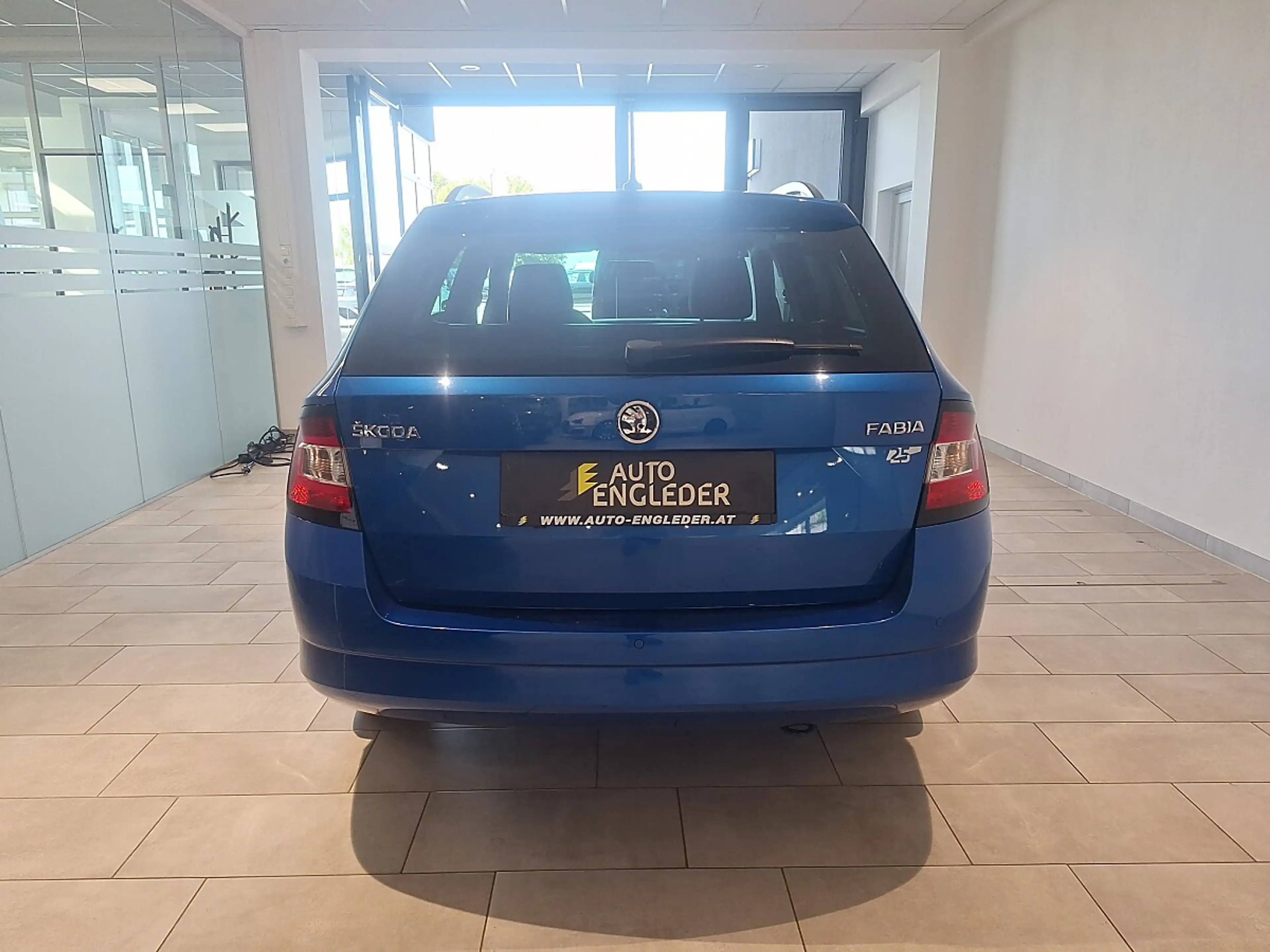 Skoda Fabia Combi 25 1,0 — photo 6