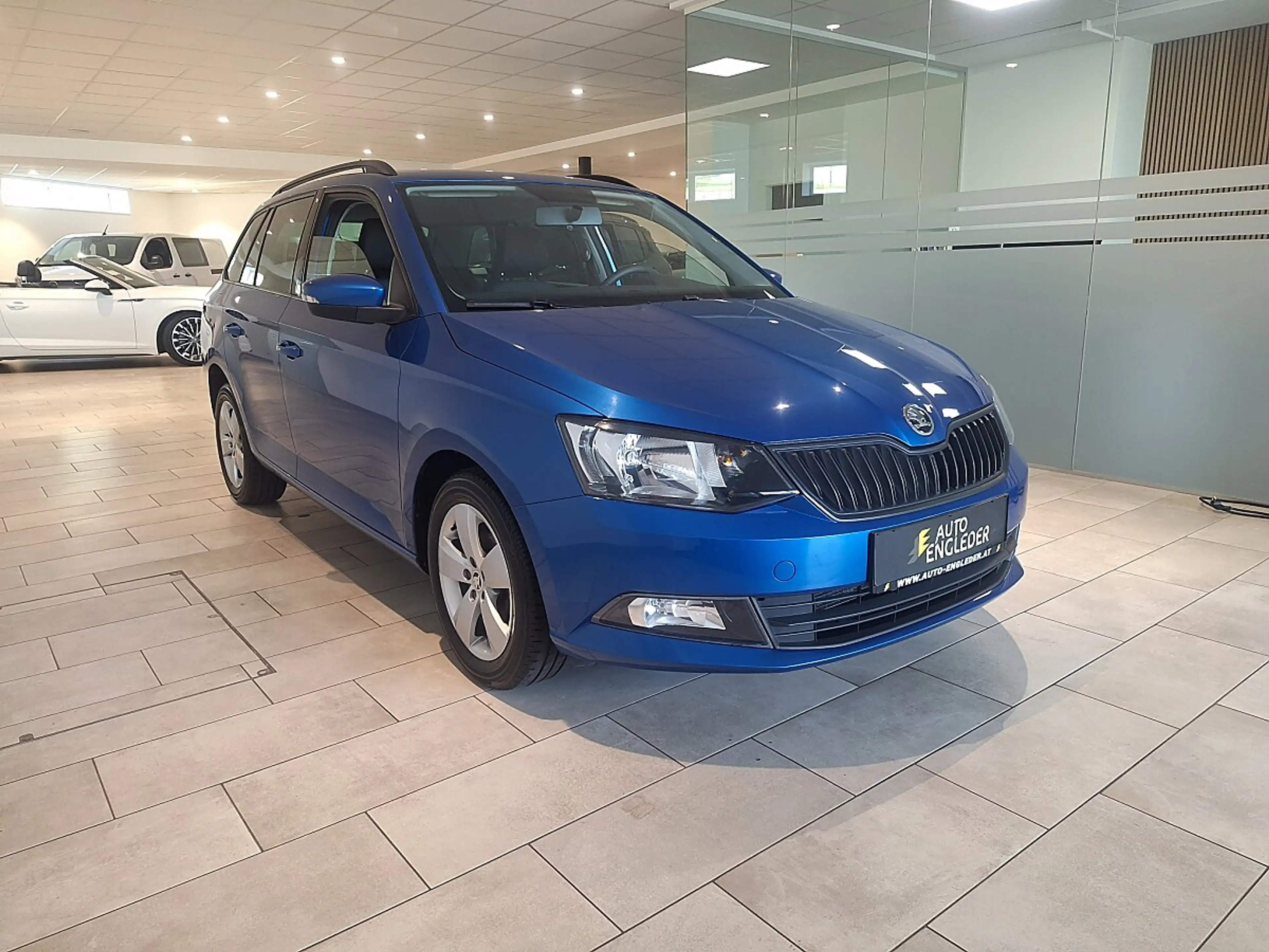 Skoda Fabia Combi 25 1,0 — photo 4