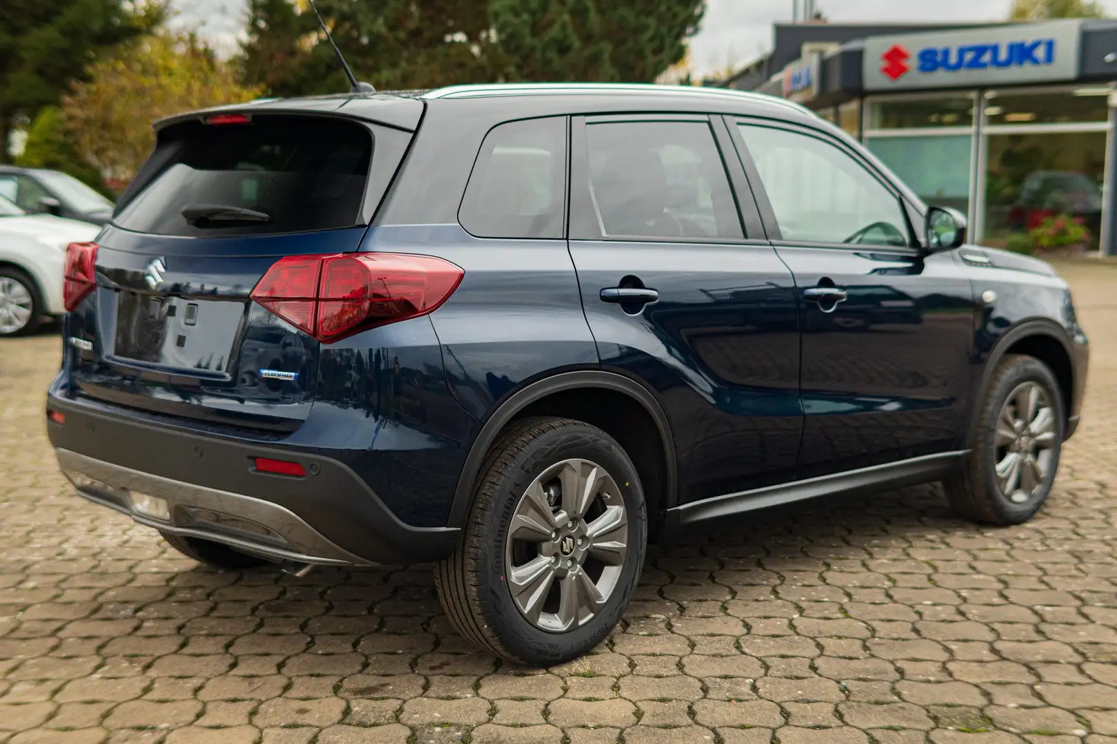 Suzuki Vitara 1.4 Boosterjet Hybrid Allgrip Comfort Blau - 2