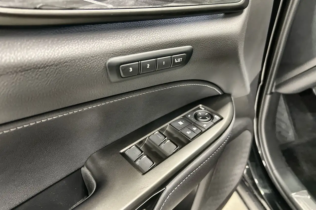 Lexus NX снимка Lexus NX