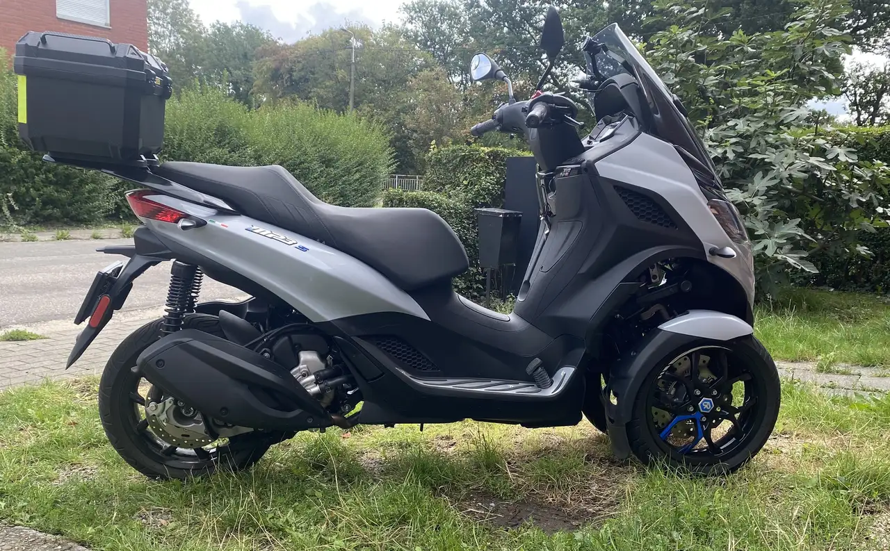 Piaggio MP3 310