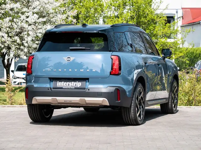 Mini Countryman view 6