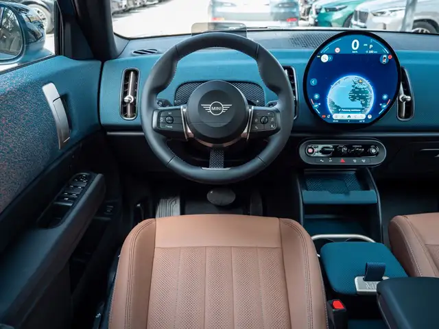 Mini Countryman view 13