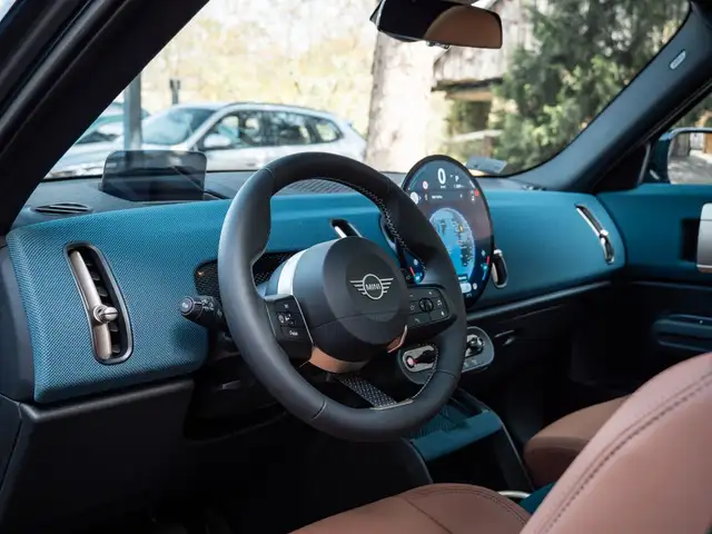 Mini Countryman view 12