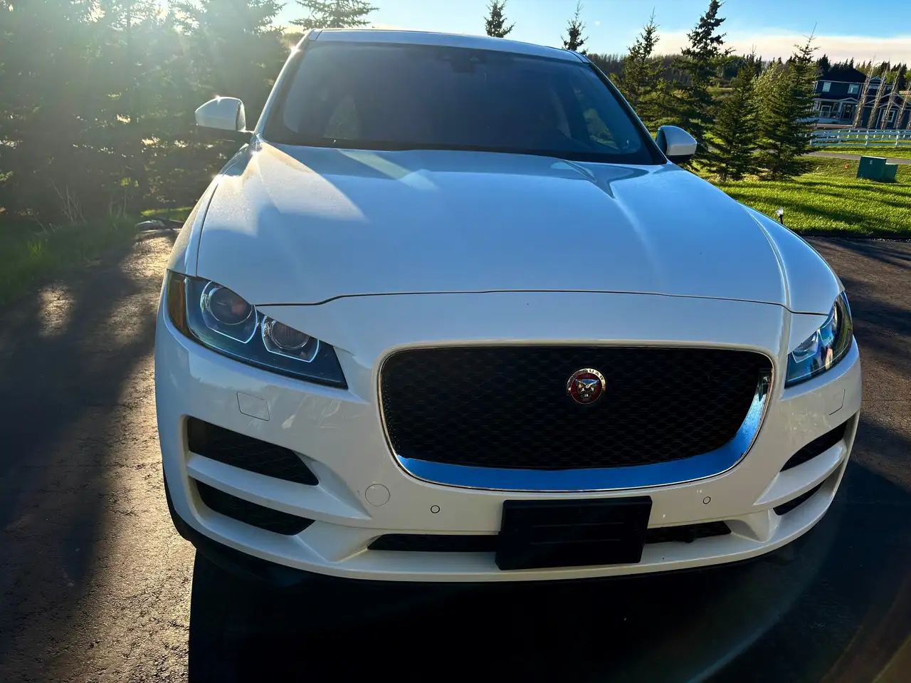 Jaguar F-Pace снимка Jaguar F-Pace