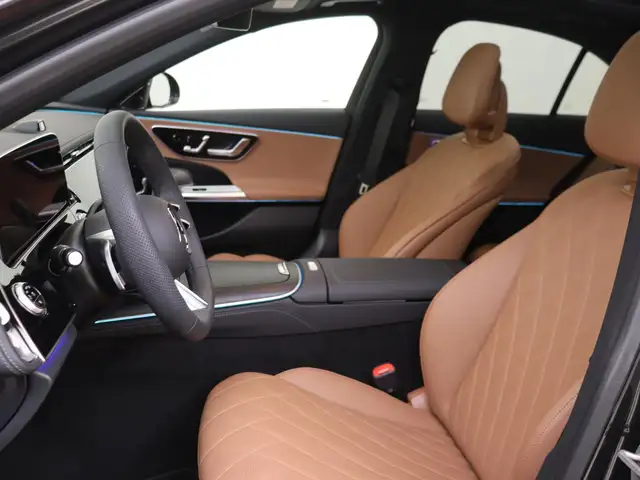 Mercedes-Benz E-Class view 11