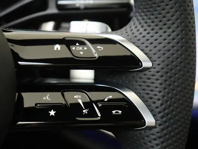 Mercedes-Benz E-Class view 14