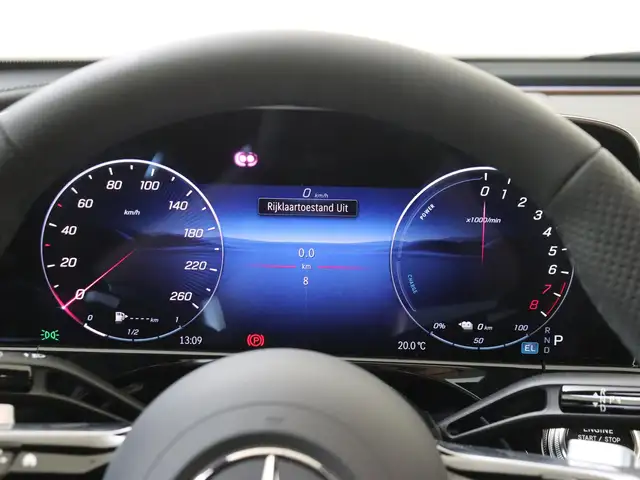 Mercedes-Benz E-Class view 12