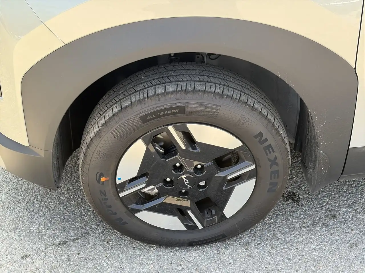 Kia Seltos photo Kia Seltos