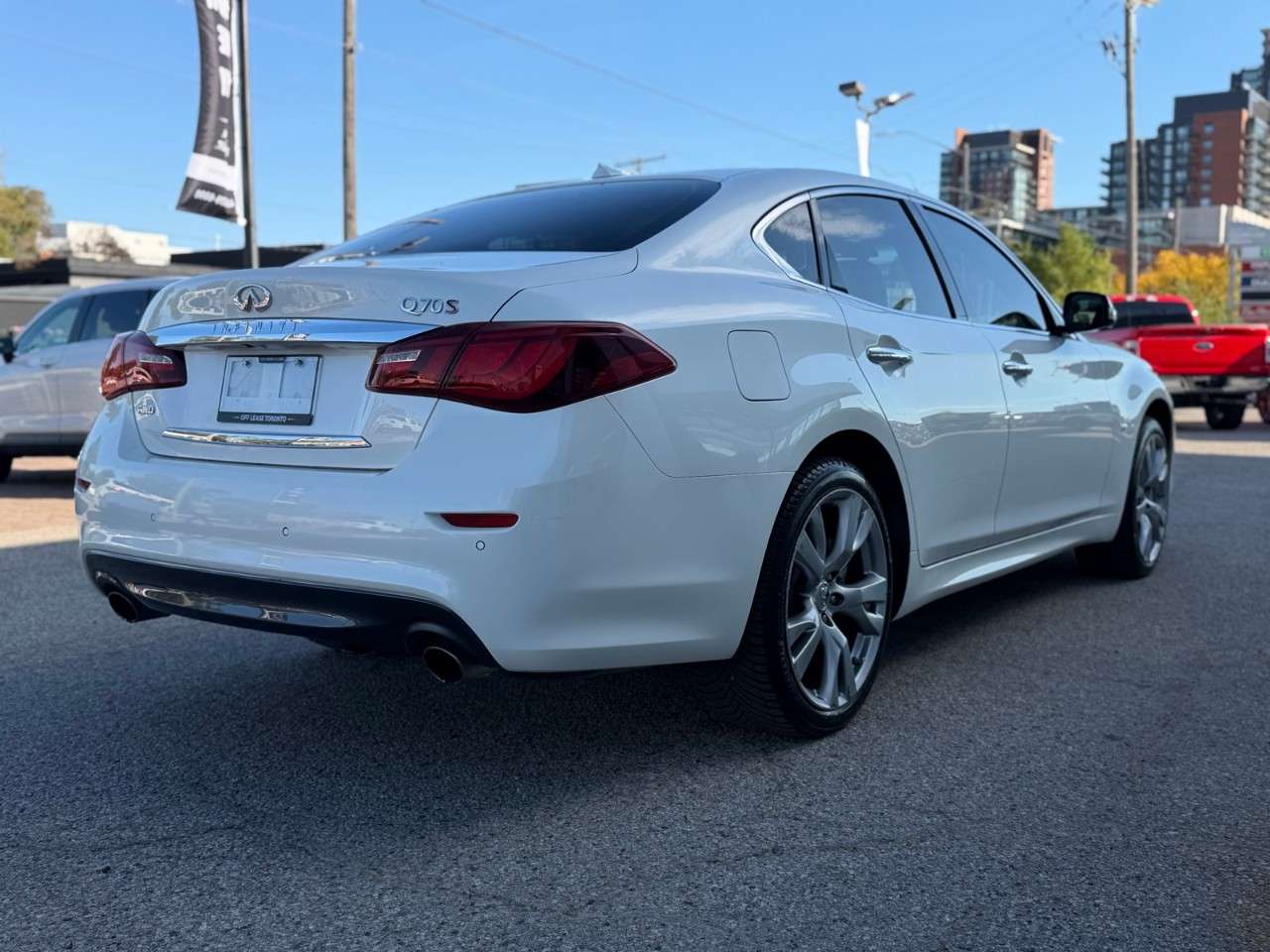 2016 Infiniti Q70 — снимка 5