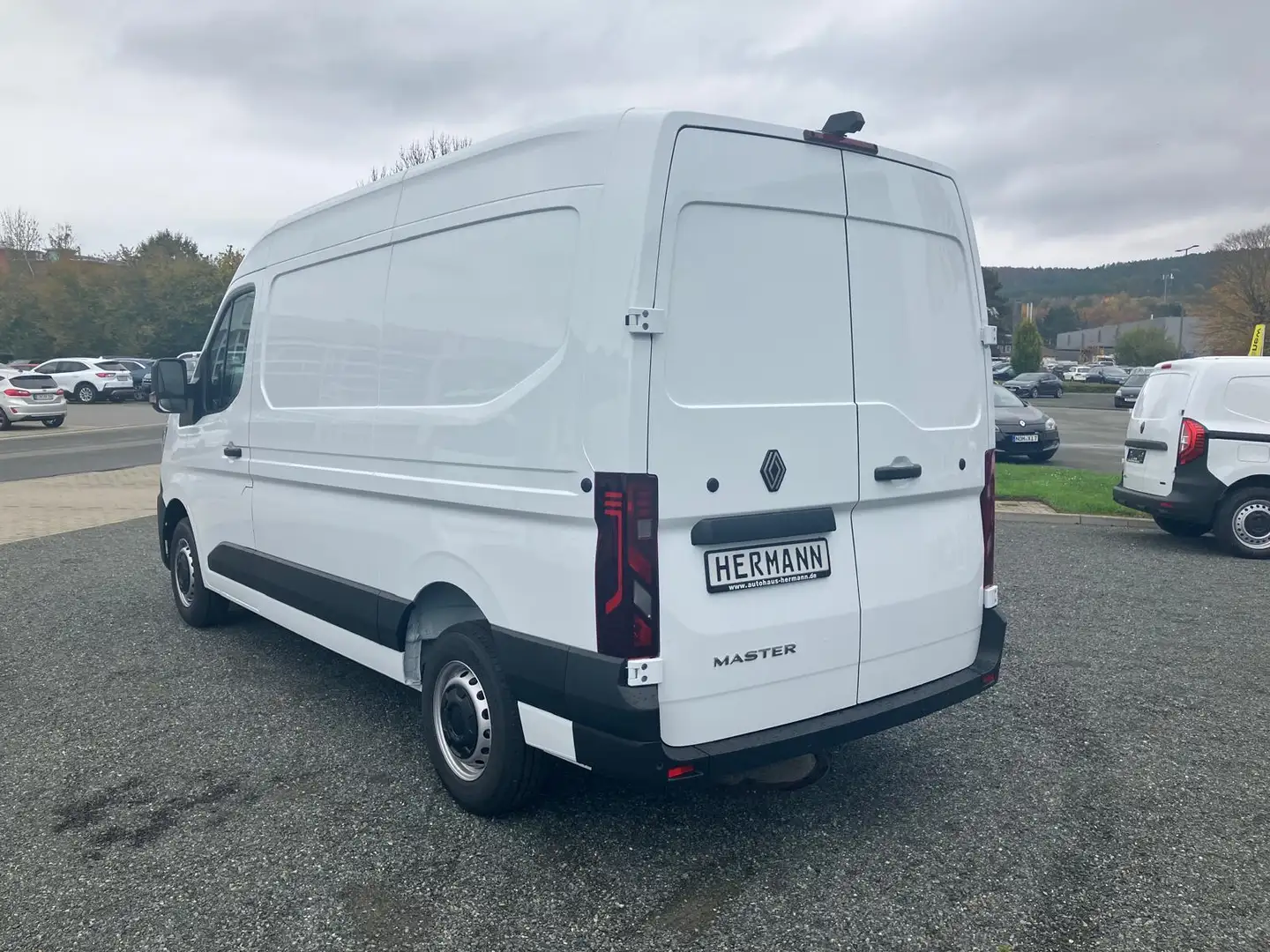 Renault Master Kastenwagen Kasten extra L2H2 3.5t Weiß - 2