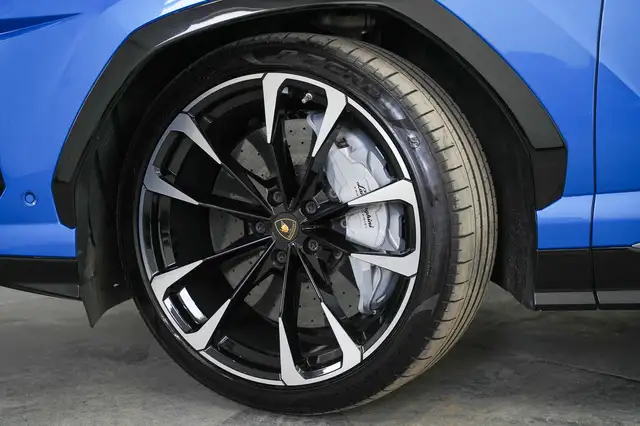 Lamborghini Urus Urus AWD*Garantie*Erstbesitz*Mega Farbe*TopZustand Ansicht 10