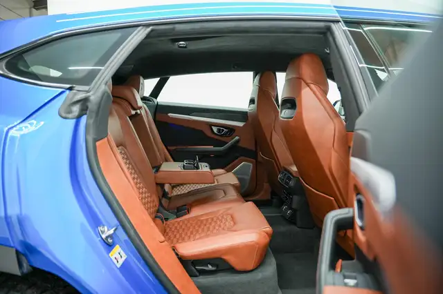 Lamborghini Urus Urus AWD*Garantie*Erstbesitz*Mega Farbe*TopZustand Ansicht 24