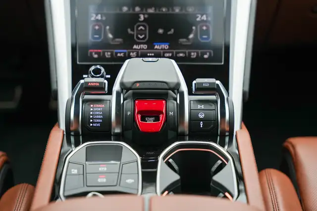 Lamborghini Urus Urus AWD*Garantie*Erstbesitz*Mega Farbe*TopZustand Ansicht 28