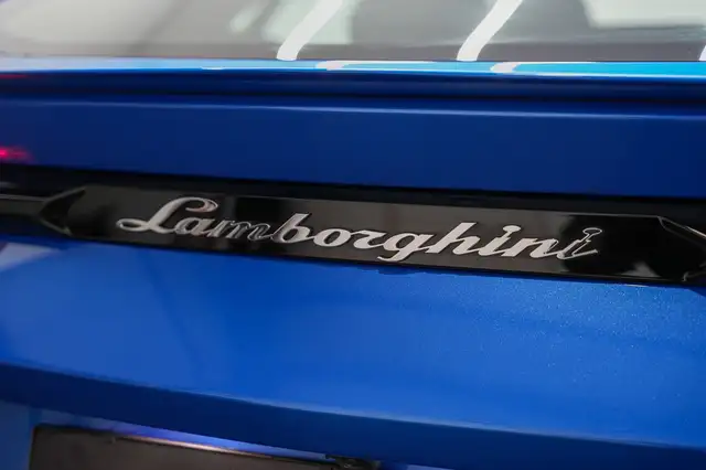 Lamborghini Urus Urus AWD*Garantie*Erstbesitz*Mega Farbe*TopZustand Ansicht 19