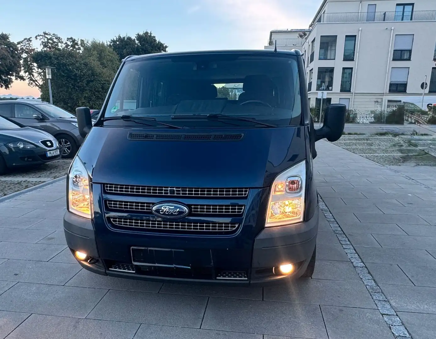 Ford Transit TRANSIT 2.2 TDCi EUROLINE AHK 7SI NAVI 178´km Blau - 2