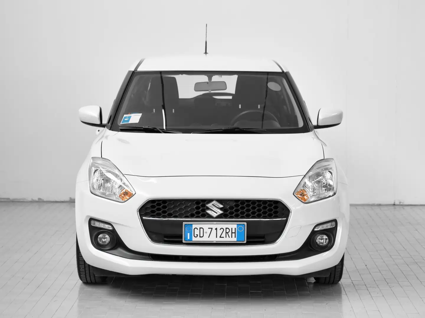 Suzuki Swift Swift 1.2h Cool 2wd Bianco - 1