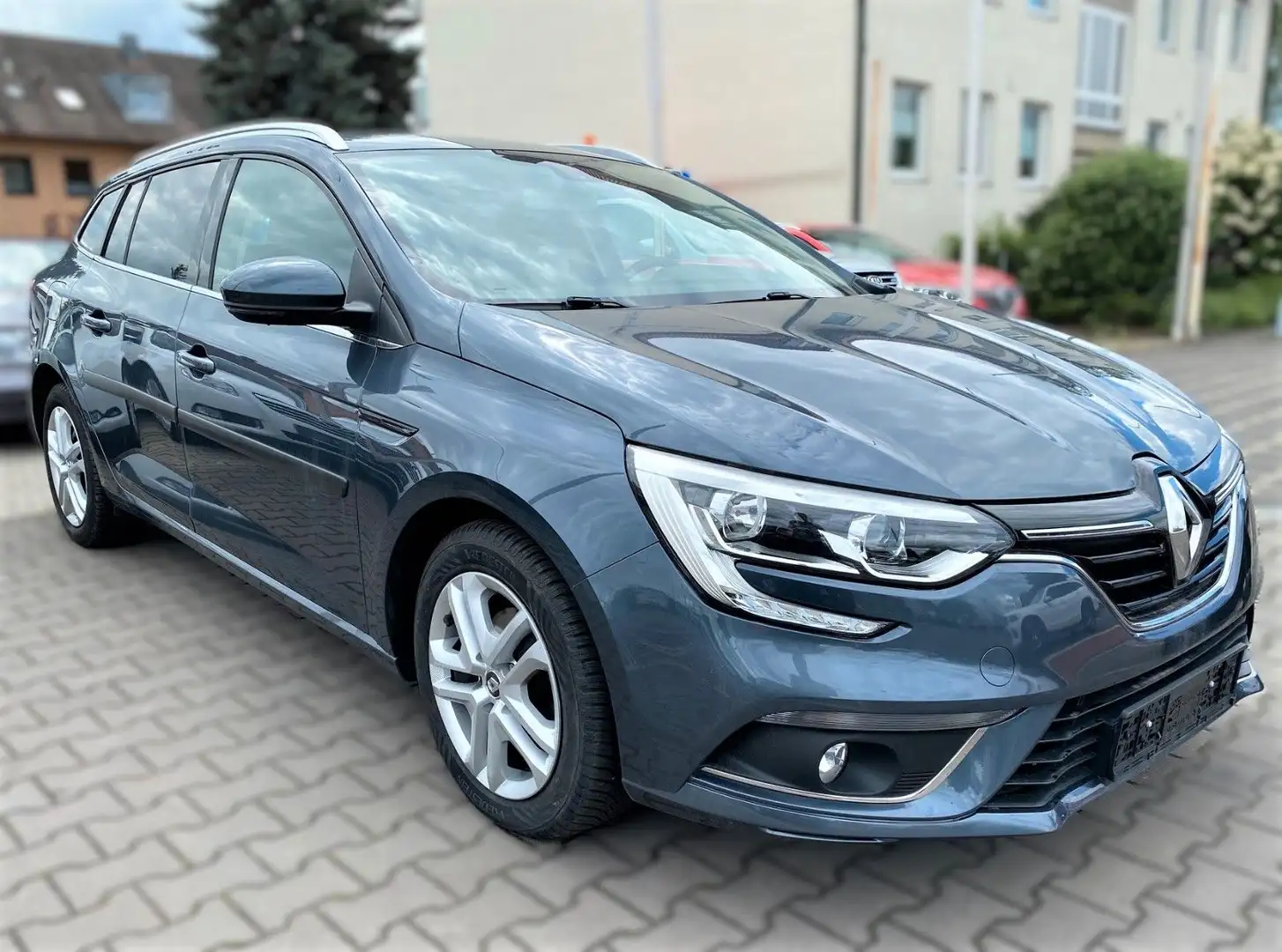 Renault Megane IV Grandtour 1.6 dCi 130 Limited*1 Hand Grau - 1