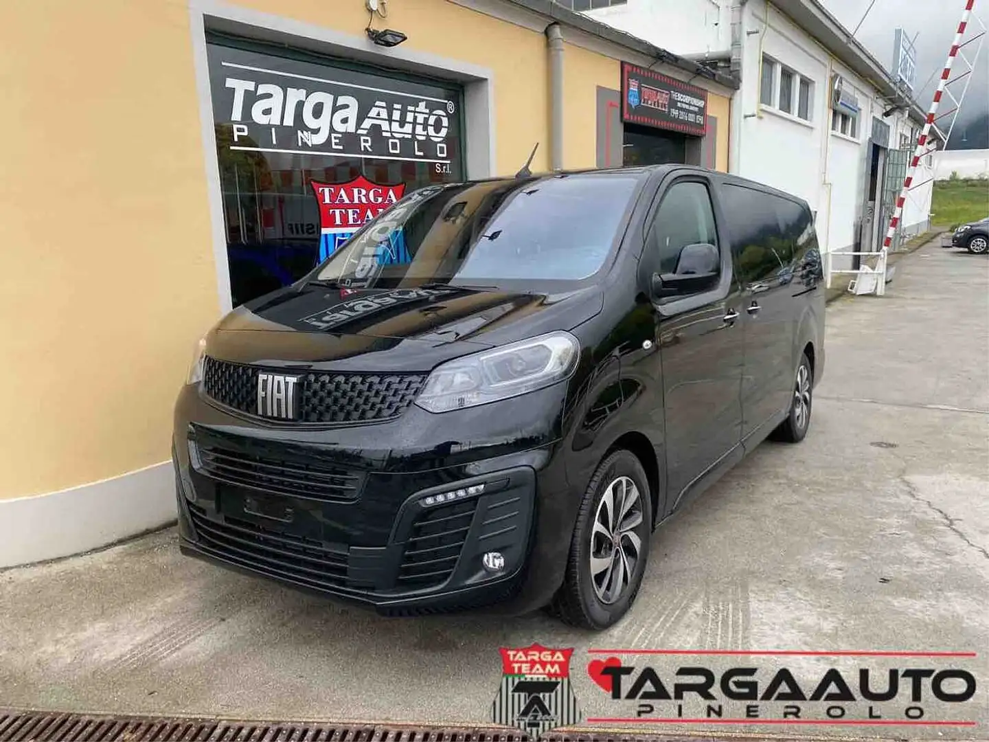 Fiat E-Ulysse 136CV 75kWh Long Lounge Nero - 1