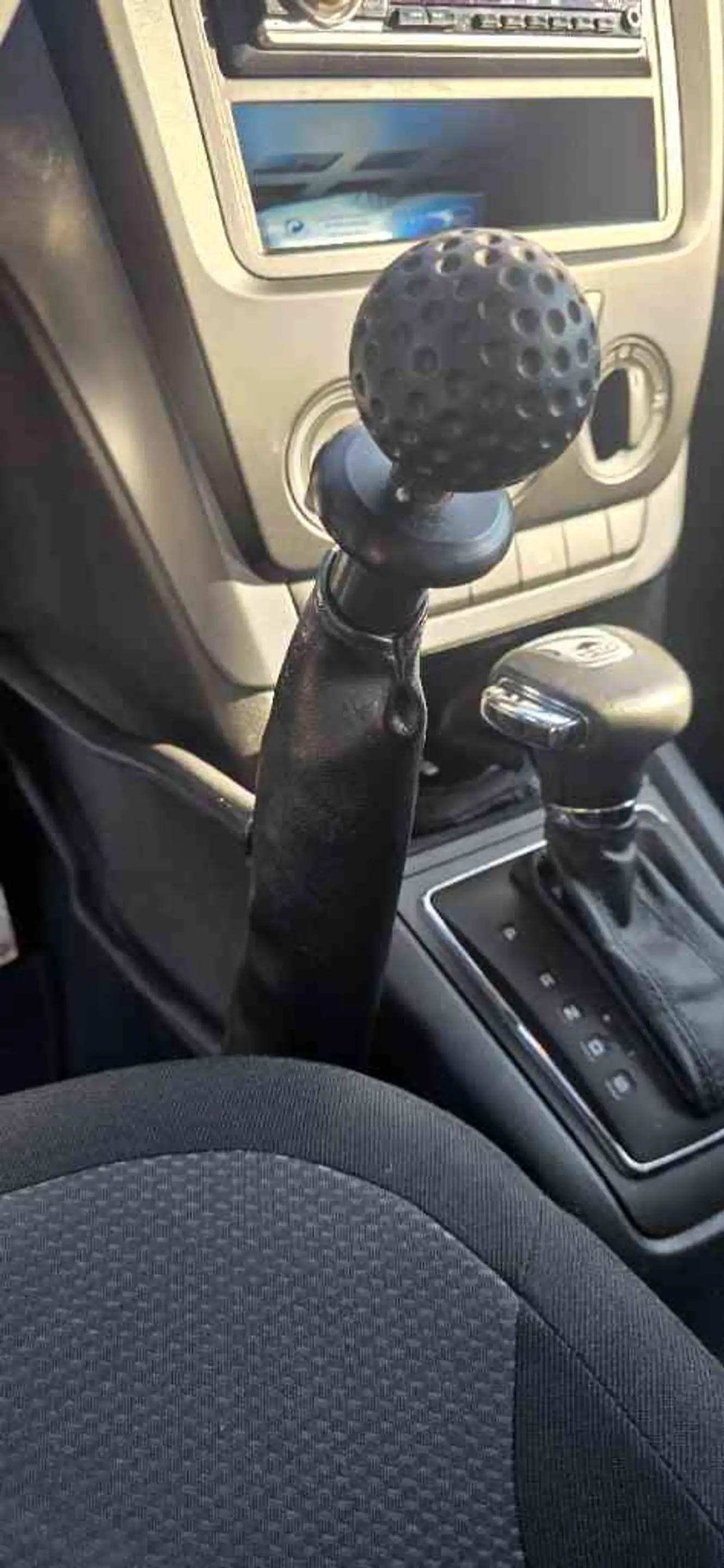Skoda Yeti Active — photo 12