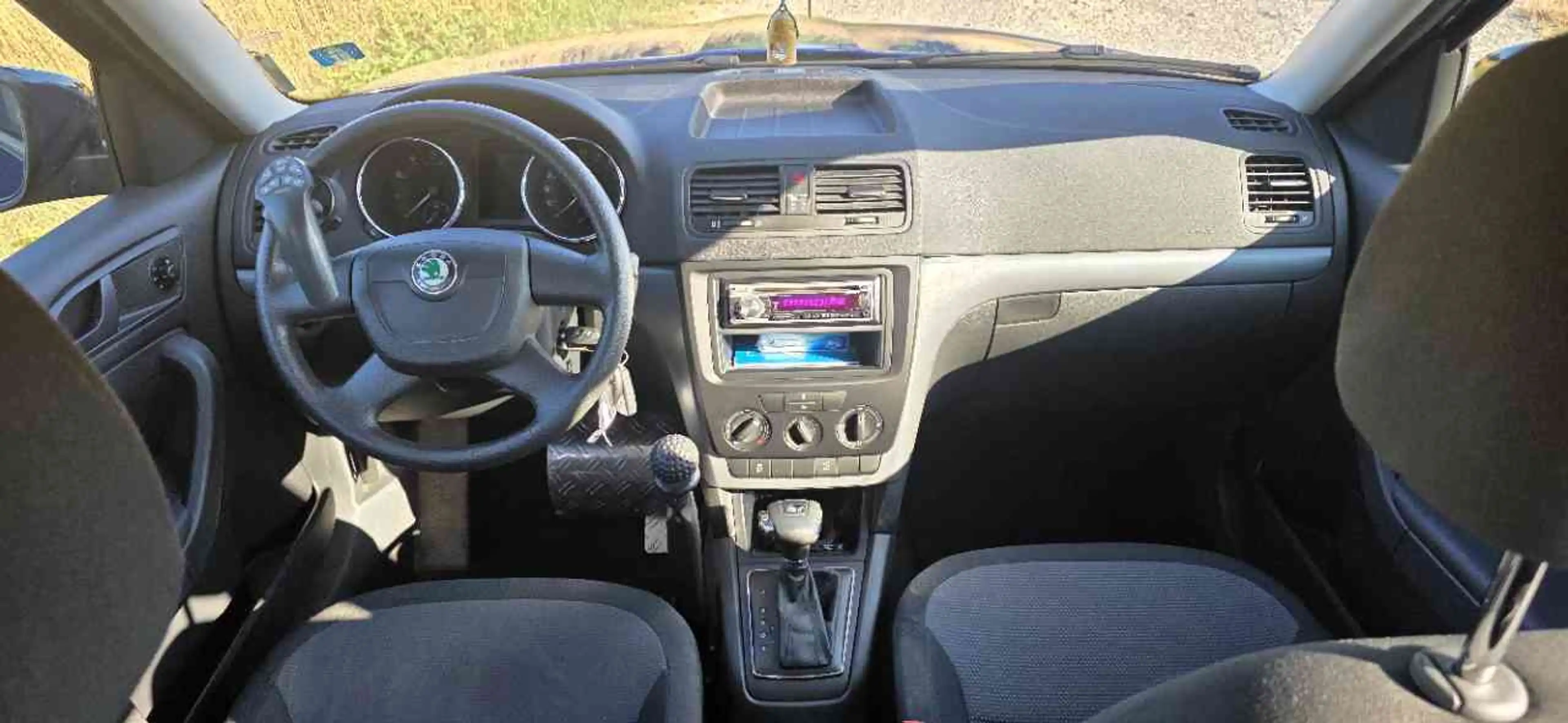 Skoda Yeti Active — photo 7
