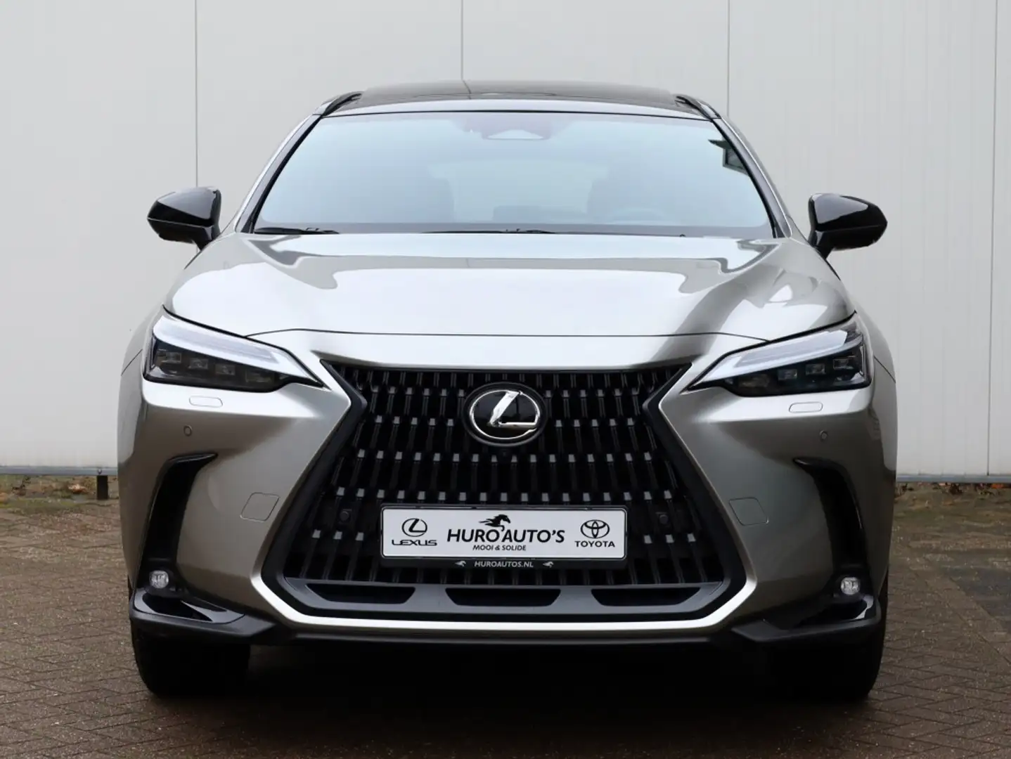 Lexus NX 450h+ AWD Overtrail | Panoramadak | 360 Camera | Head-Up Grijs - 2