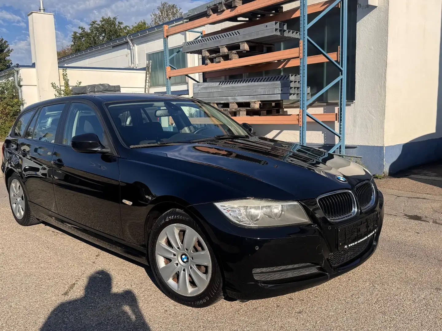 BMW 316 d Touring Edition Lifestyle Schwarz - 2