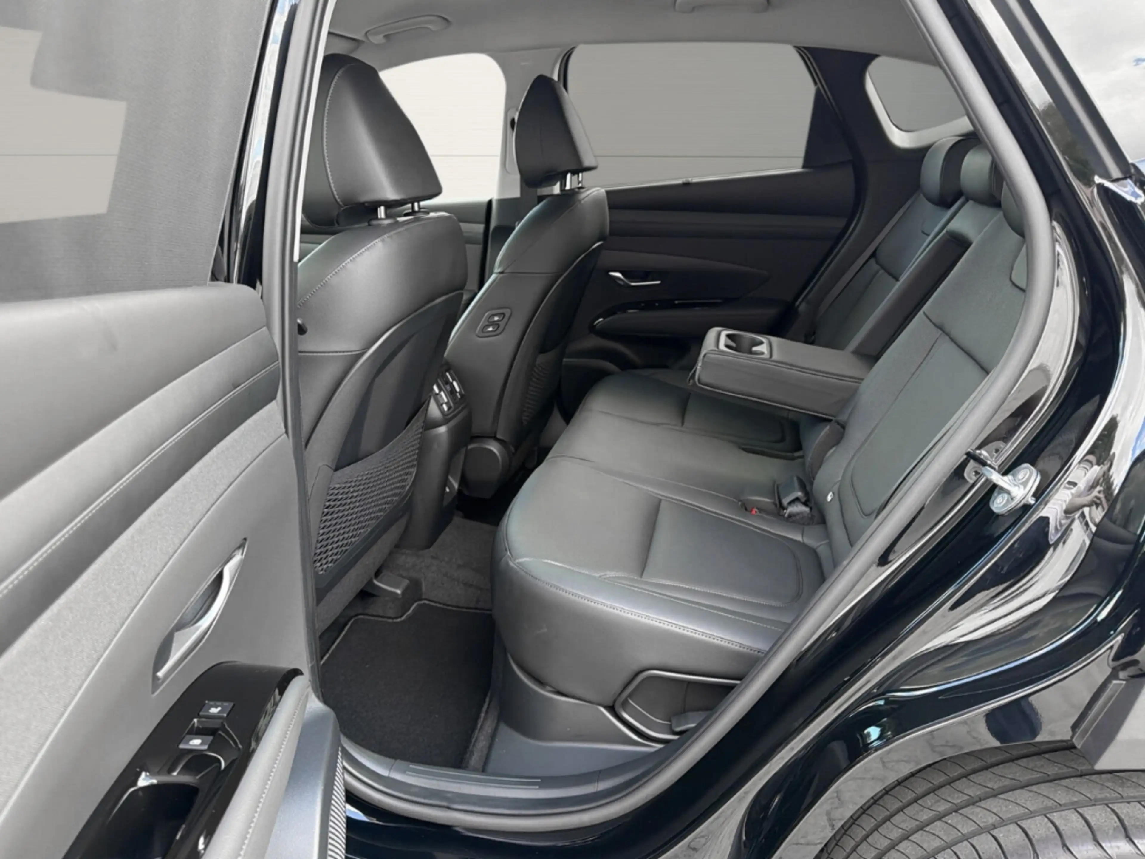 Hyundai TUCSON Prime Hybrid 2WD — photo 11