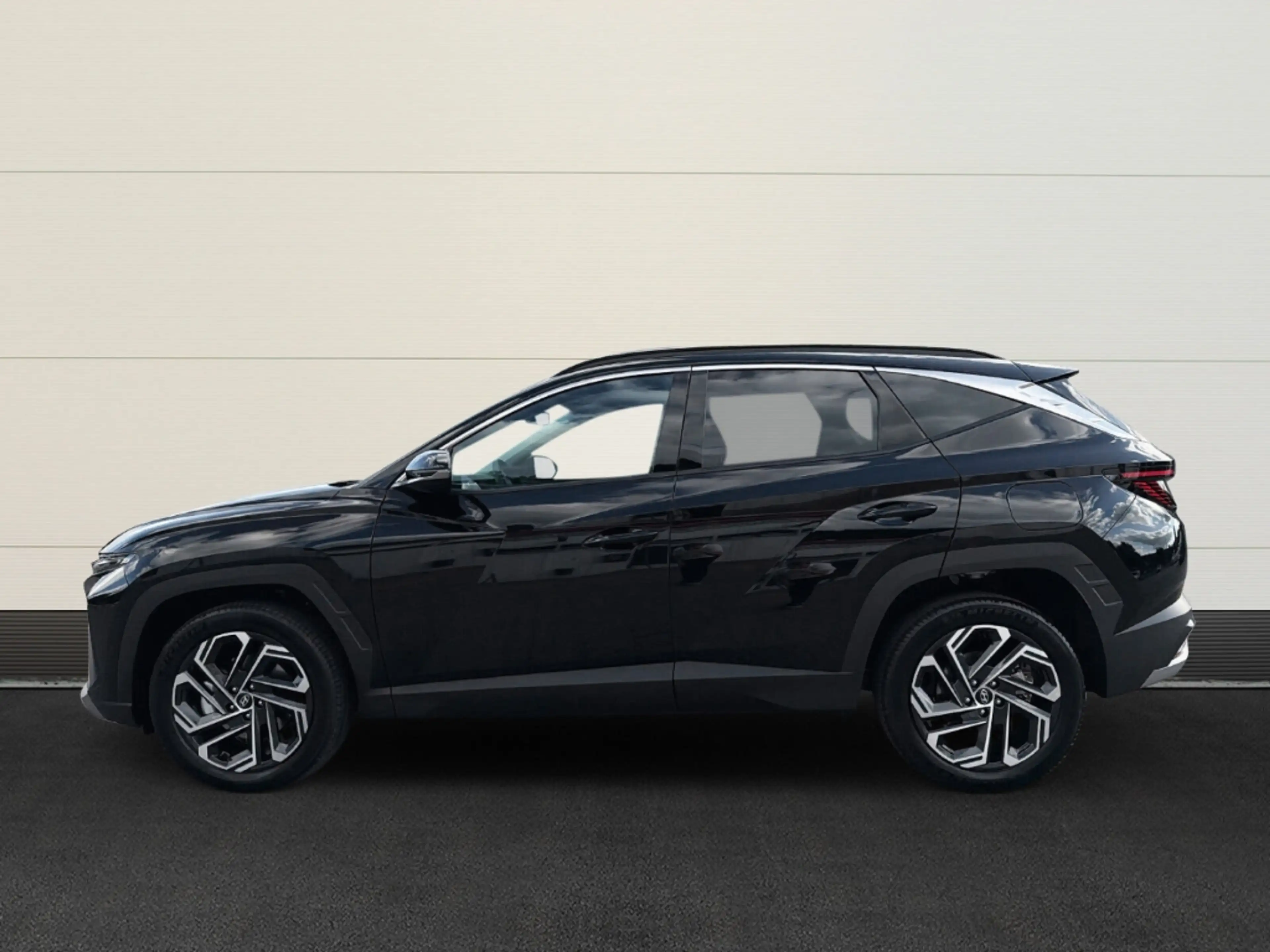 Hyundai TUCSON Prime Hybrid 2WD — photo 2